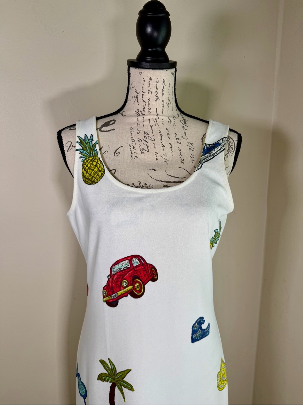 Nicole Miller White Sleeveless High-Low Dress with Multicolor Summer Motifs - Picture 2 of 9
